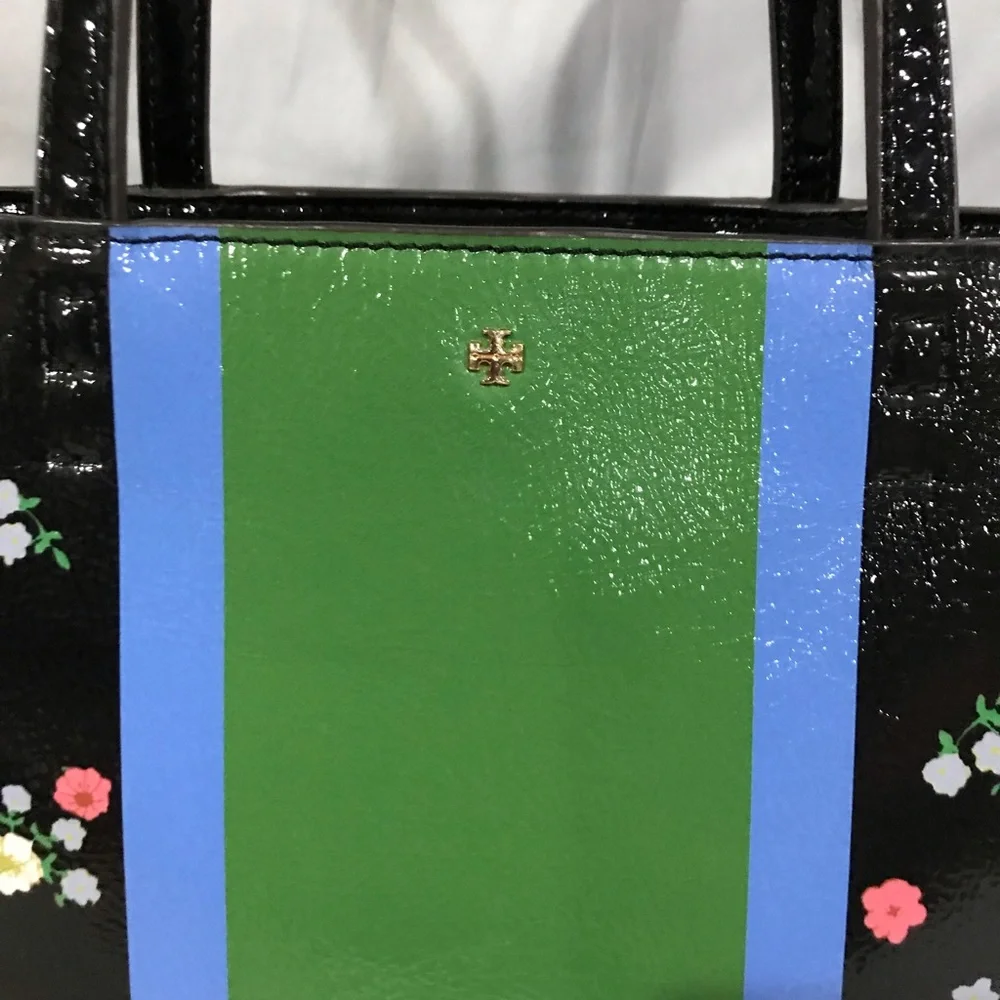 Tory Burch Patent Leather Medium Tote Flowers Kerrington EUC